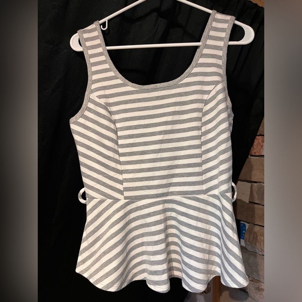 M Grey and White Forever 21 Tank Top
